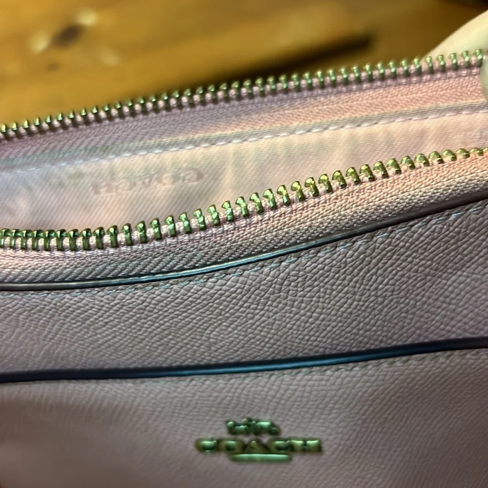 Coach Kitt Messenger Crossbody